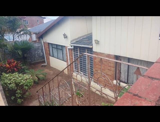 4 BEDROOM HOUSE FOR SALE IN SHALLCROSS